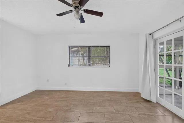 Residence photo 21