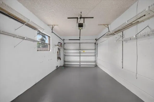 Residence photo 27
