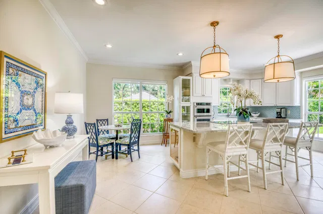 Heritage Oaks Residence photo 8