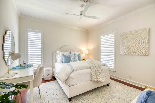 Heritage Oaks Residence photo 18