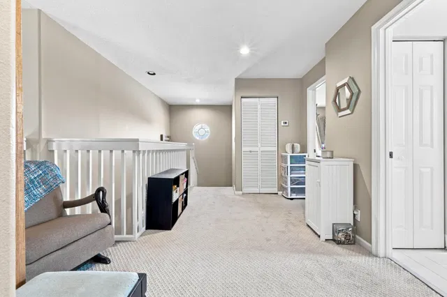 Residence photo 23