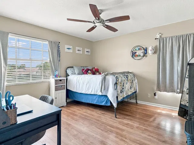 Residence photo 26