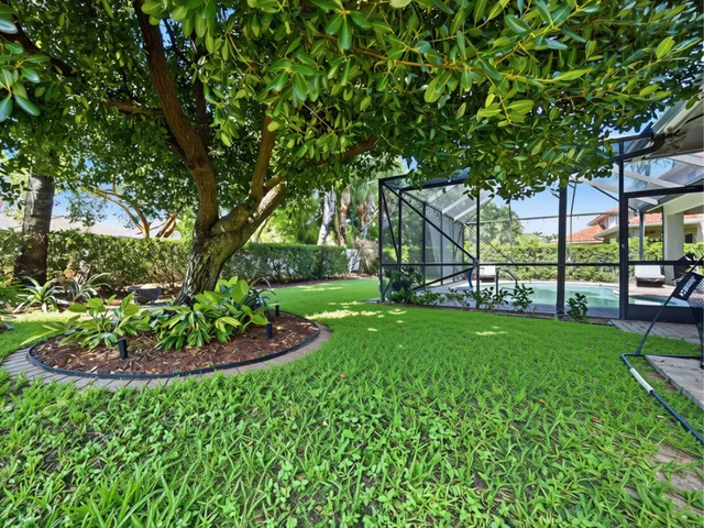 Residence photo 29