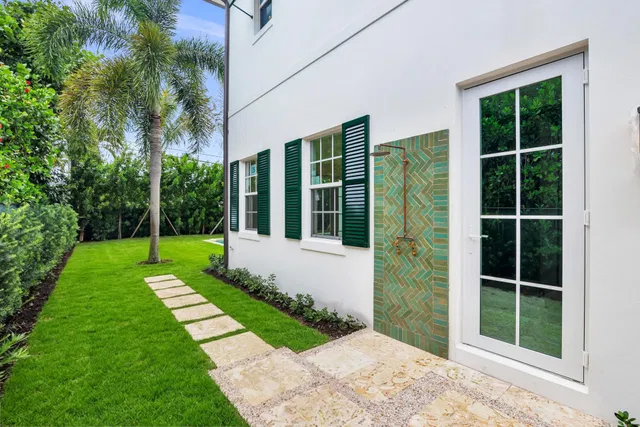 SoSo West Palm Beach Residence photo 15