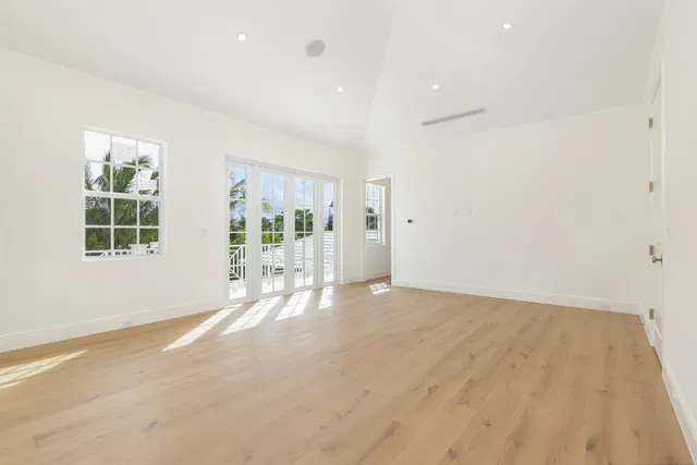 SoSo West Palm Beach Residence photo 16