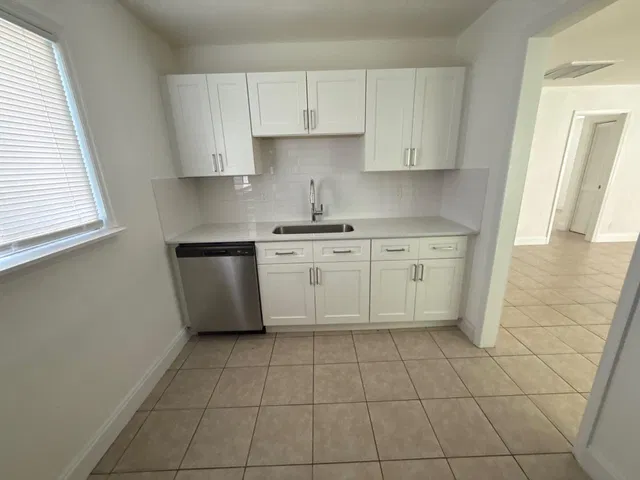 Residence photo 6