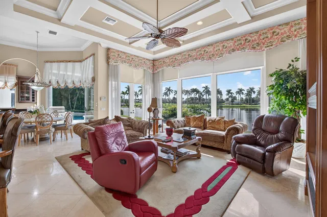 St. Andrews Country Club Residence photo 11