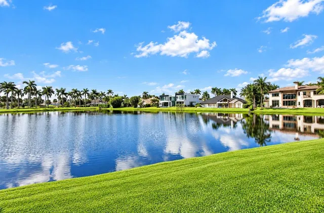 St. Andrews Country Club Residence photo 36