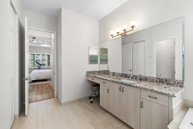 Residence photo 28