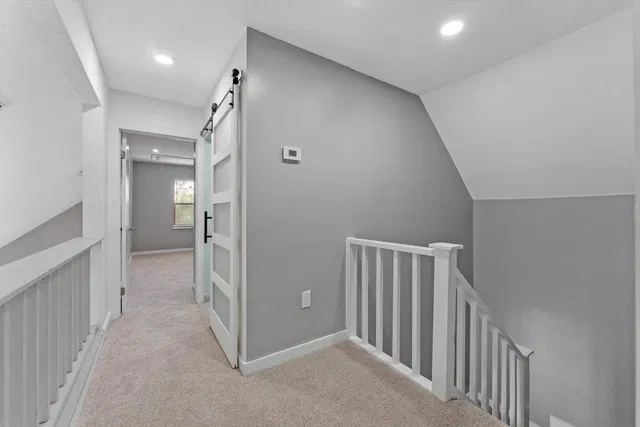 Residence photo 17