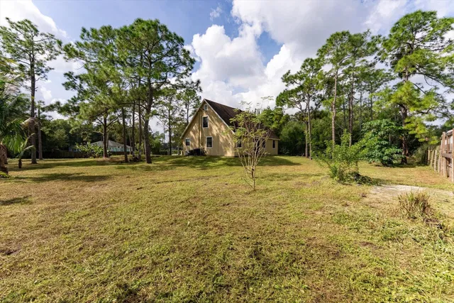 Residence photo 33