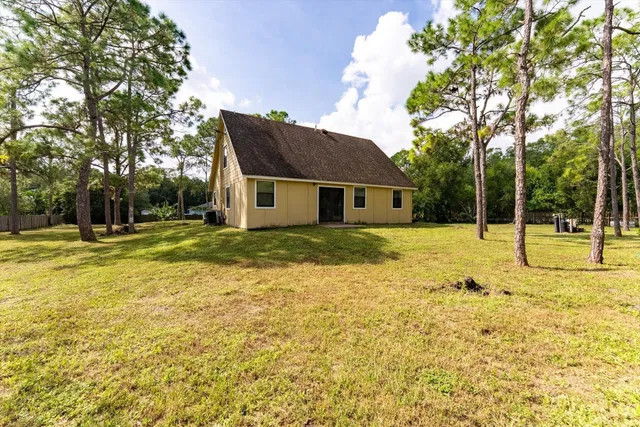 Residence photo 34