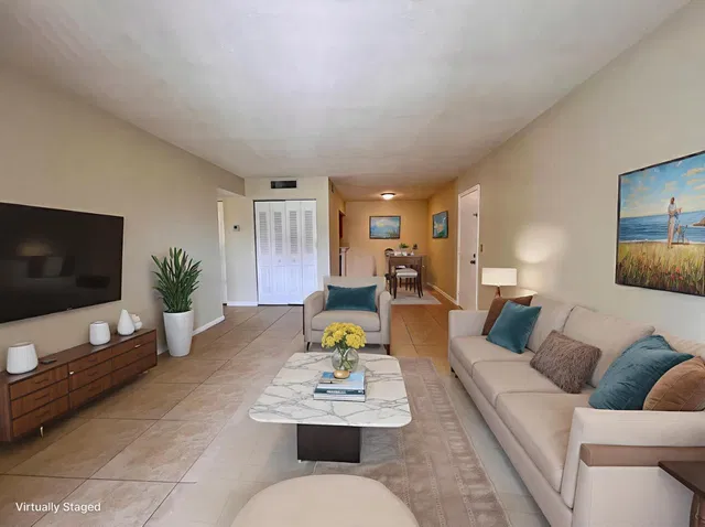 Unit B64 photo 5