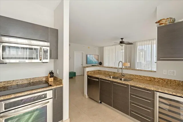 CityPlace South Tower Unit 1001 photo 11