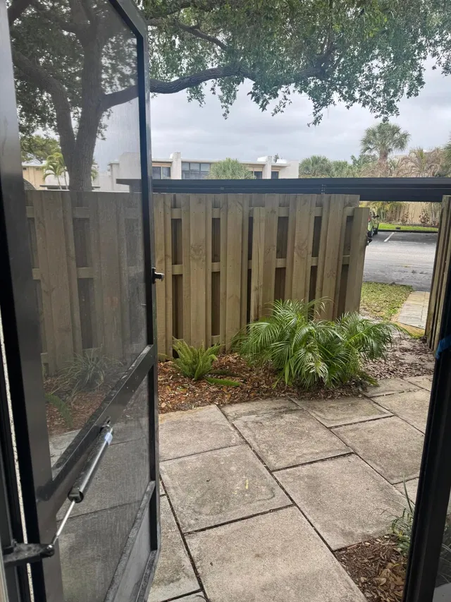  Residence photo 28