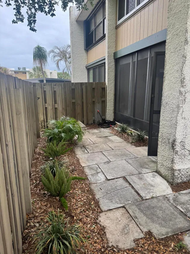  Residence photo 29