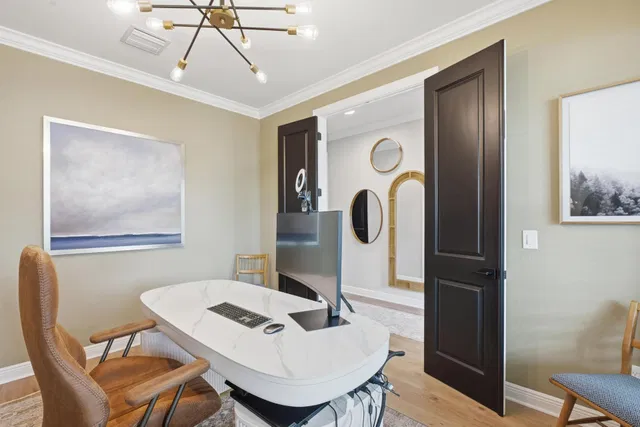Residence photo 22