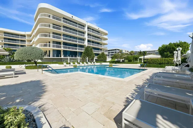 The Meridian Unit 306N photo 25