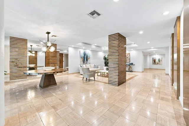 The Meridian Unit 306N photo 27
