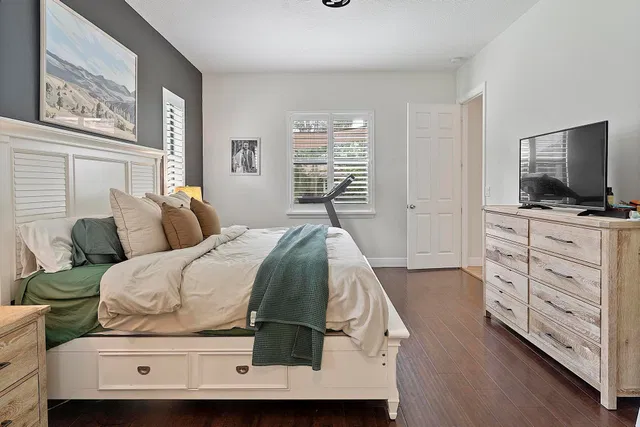 Residence photo 20
