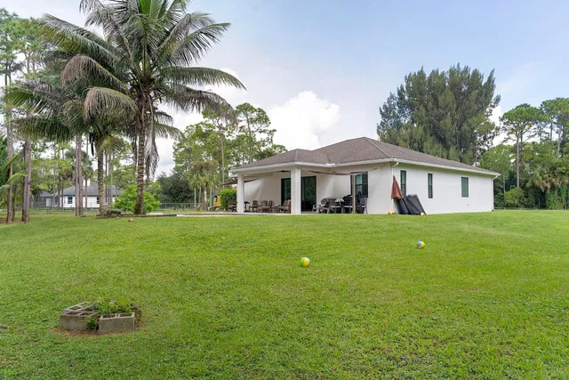 Residence photo 31