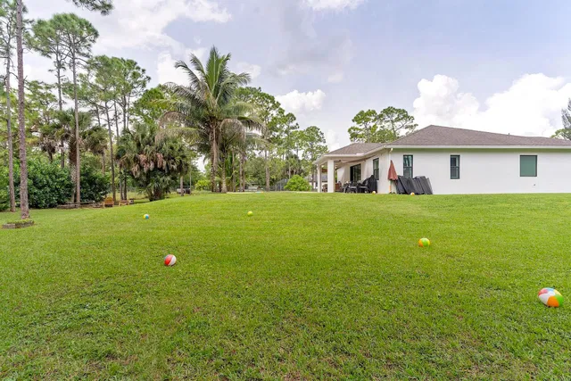 Residence photo 35