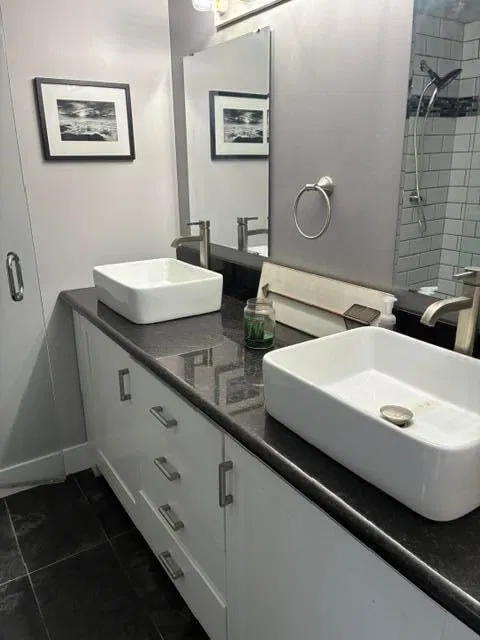  Unit . photo 20