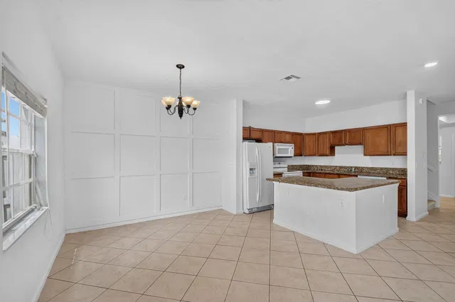 Unit 4102 photo 14