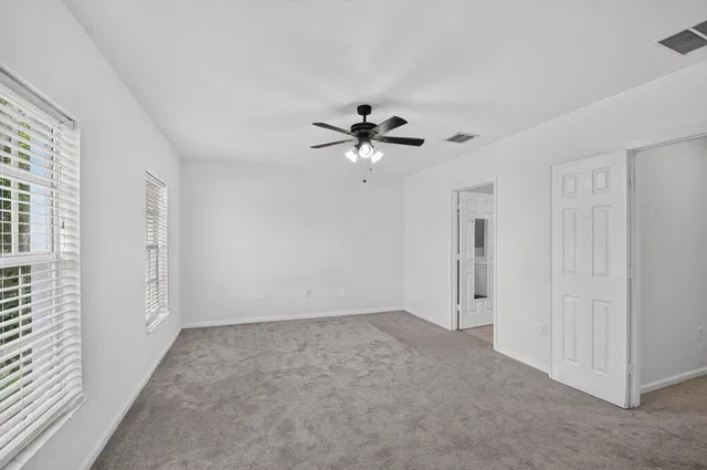 Unit 4102 photo 20