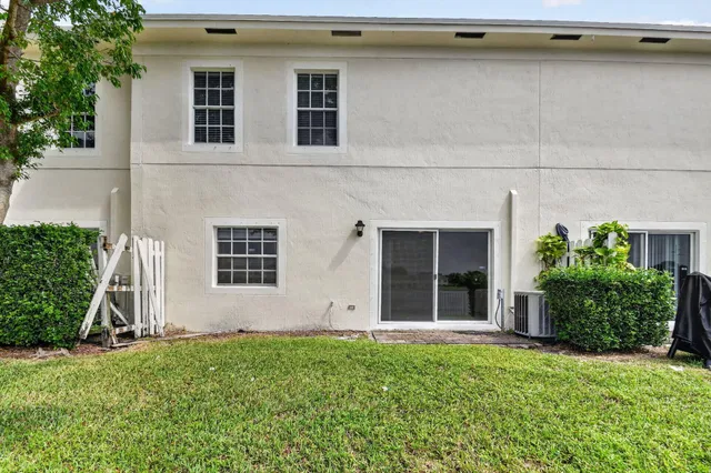 Unit 4102 photo 35