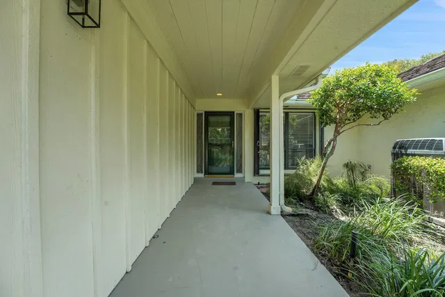  Residence photo 5