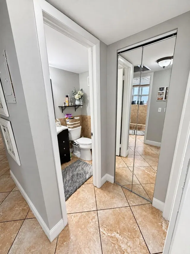 Unit 16 photo 25