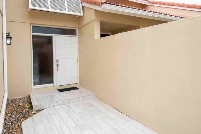 PGA National Palm Beach Gardens Residence photo 38