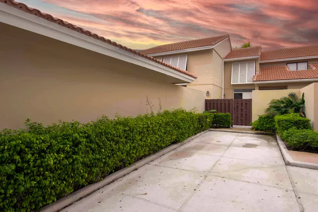 PGA National Palm Beach Gardens Residence photo 40