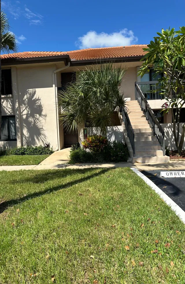 Residence photo 8