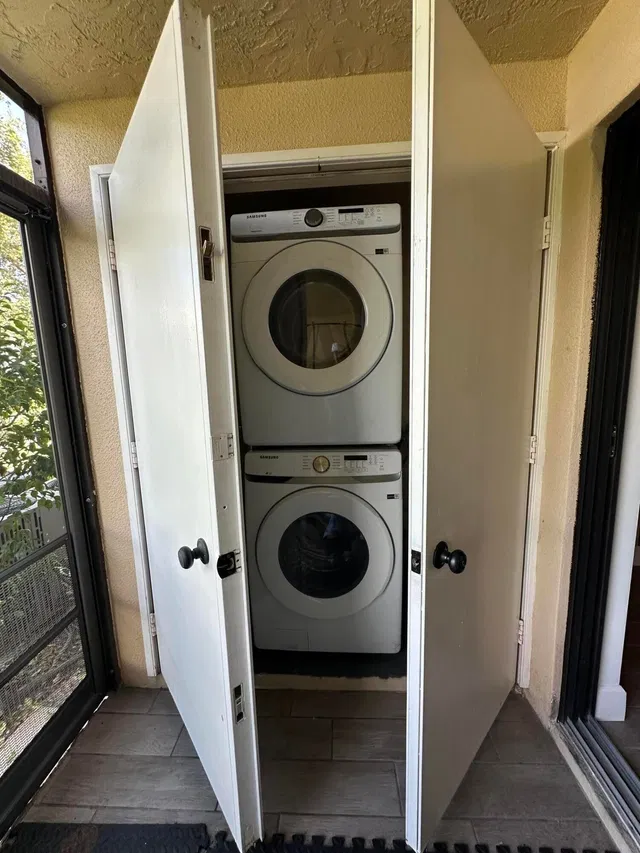 Residence photo 30