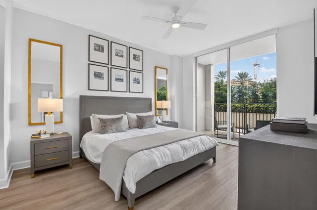 CityPlace South Tower Unit 919 photo 4