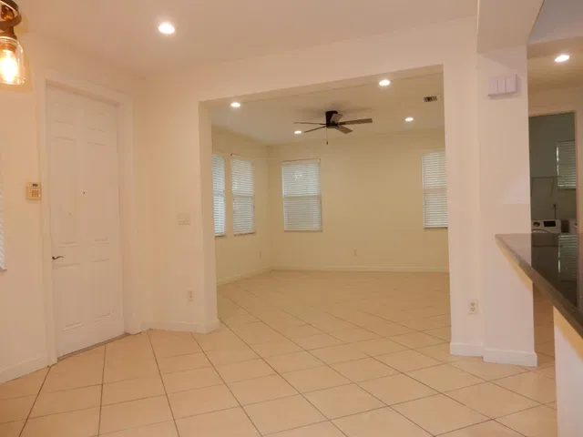 Cityside West Palm Beach Unit 2 photo 4
