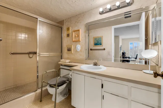  Unit 306 photo 25