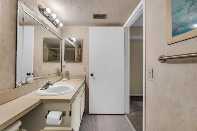  Unit 306 photo 27