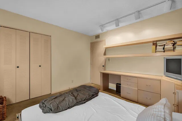  Unit 306 photo 30