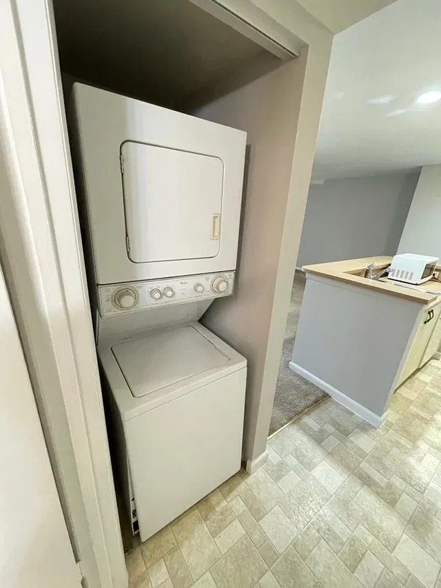  Unit 104 photo 18
