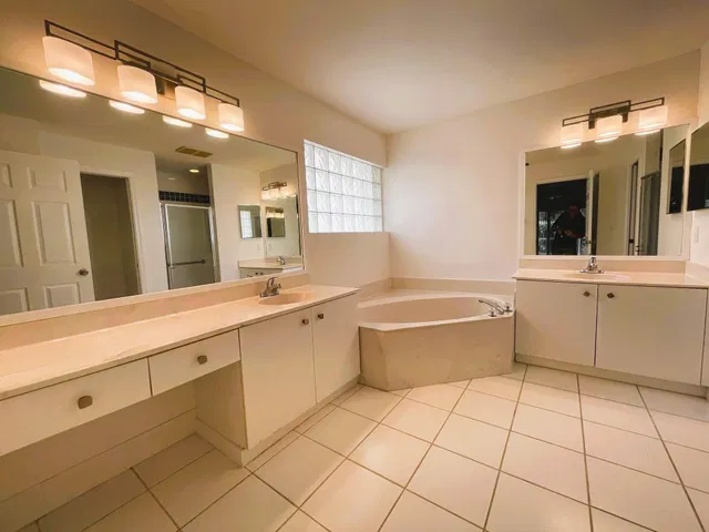  Residence photo 19