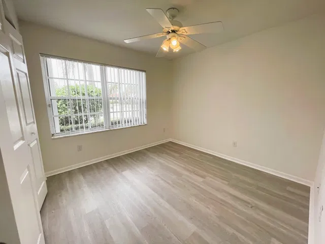  Residence photo 21
