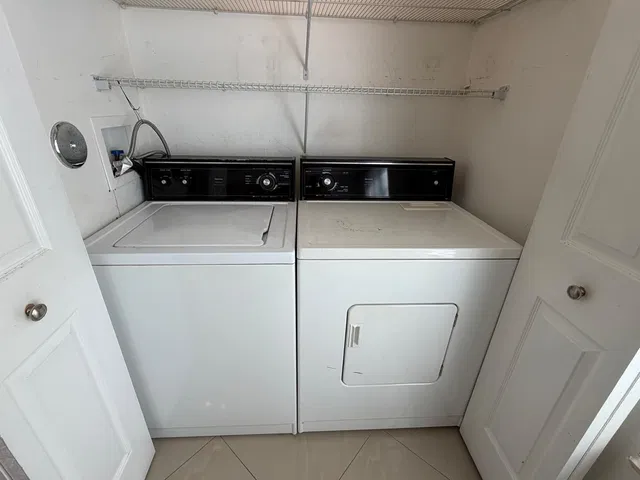 Unit 111 photo 11