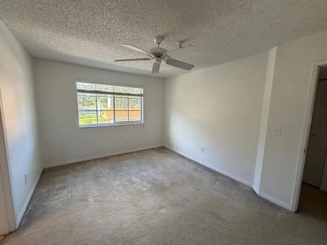 Unit 111 photo 12