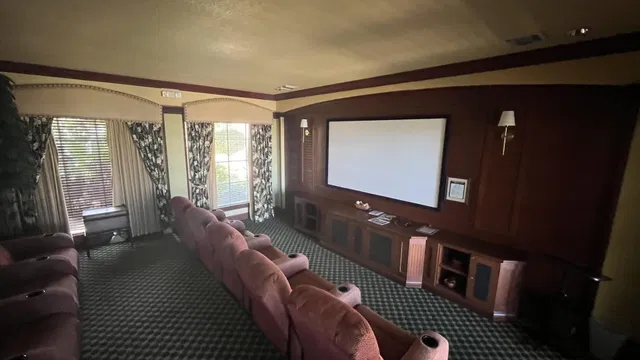 Unit 111 photo 28