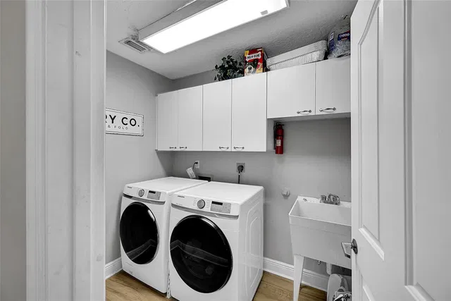  Residence photo 28