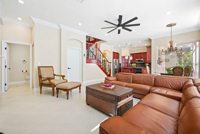 Residence photo 8