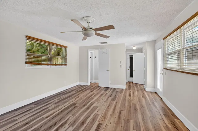 Residence photo 29